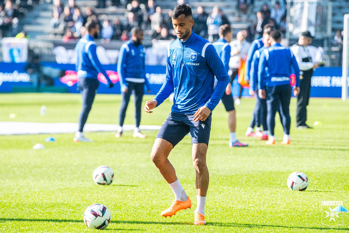 AJ Auxerre tweet media