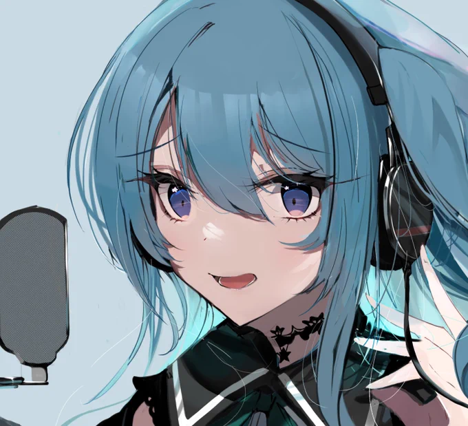 お顔遠いので…… 