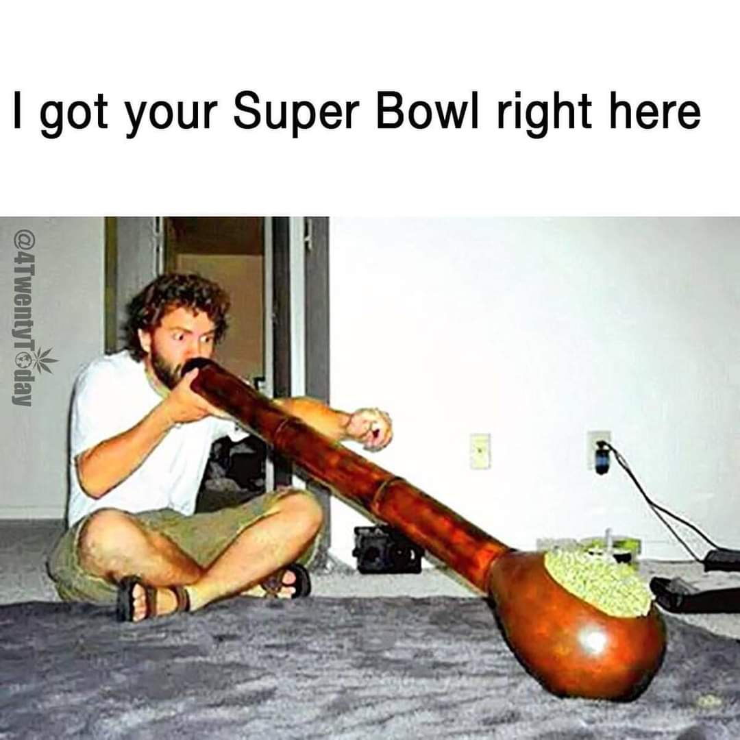 CouchManBakes's tweet image. Happy #SuperBowl    Sunday everyone! #Mmemberville #CannabisCommunity #StonerFam