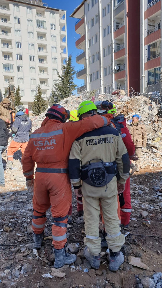 brothers rescued
 👍🏻✌🏻💪🏻❤️🚒