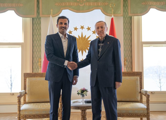 أمير قطر أو زعيم يزور تركيا عقب الزلزال