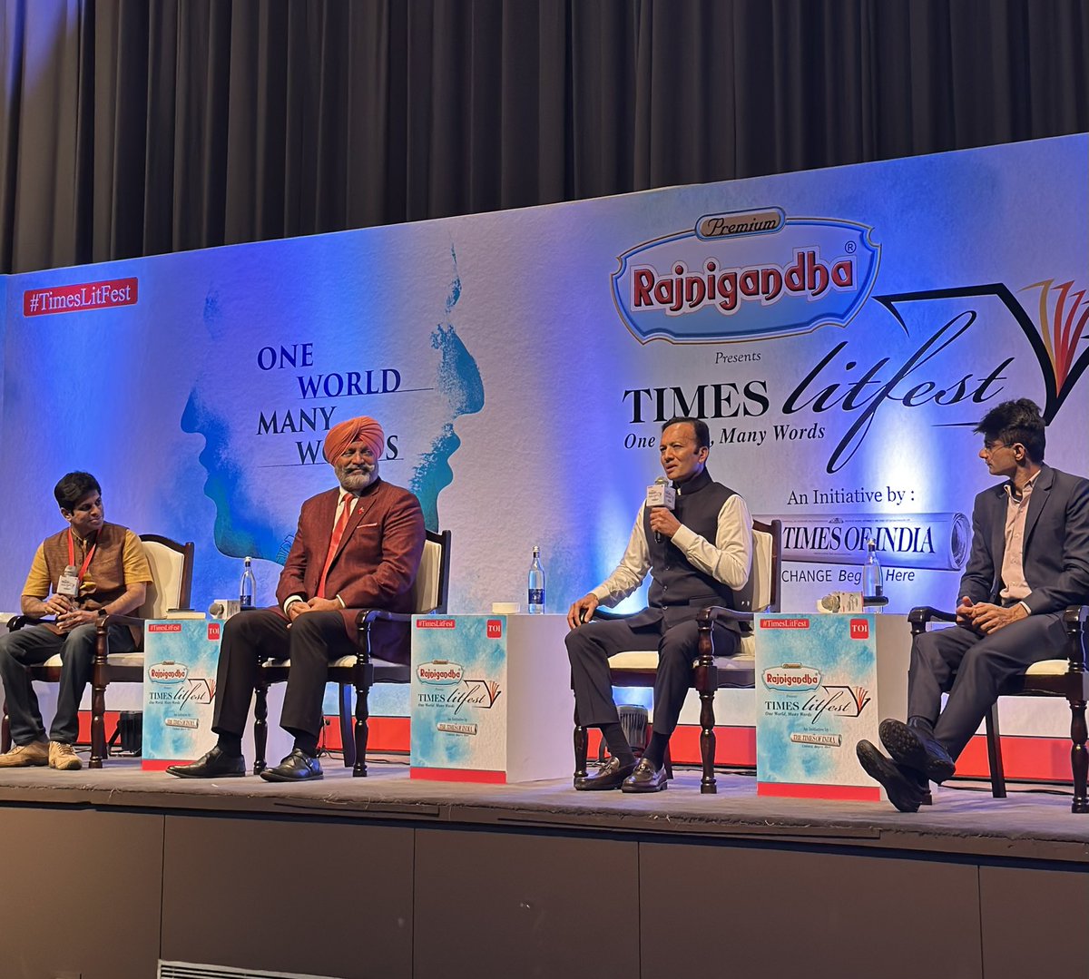 Times Litfest Delhi tweet media