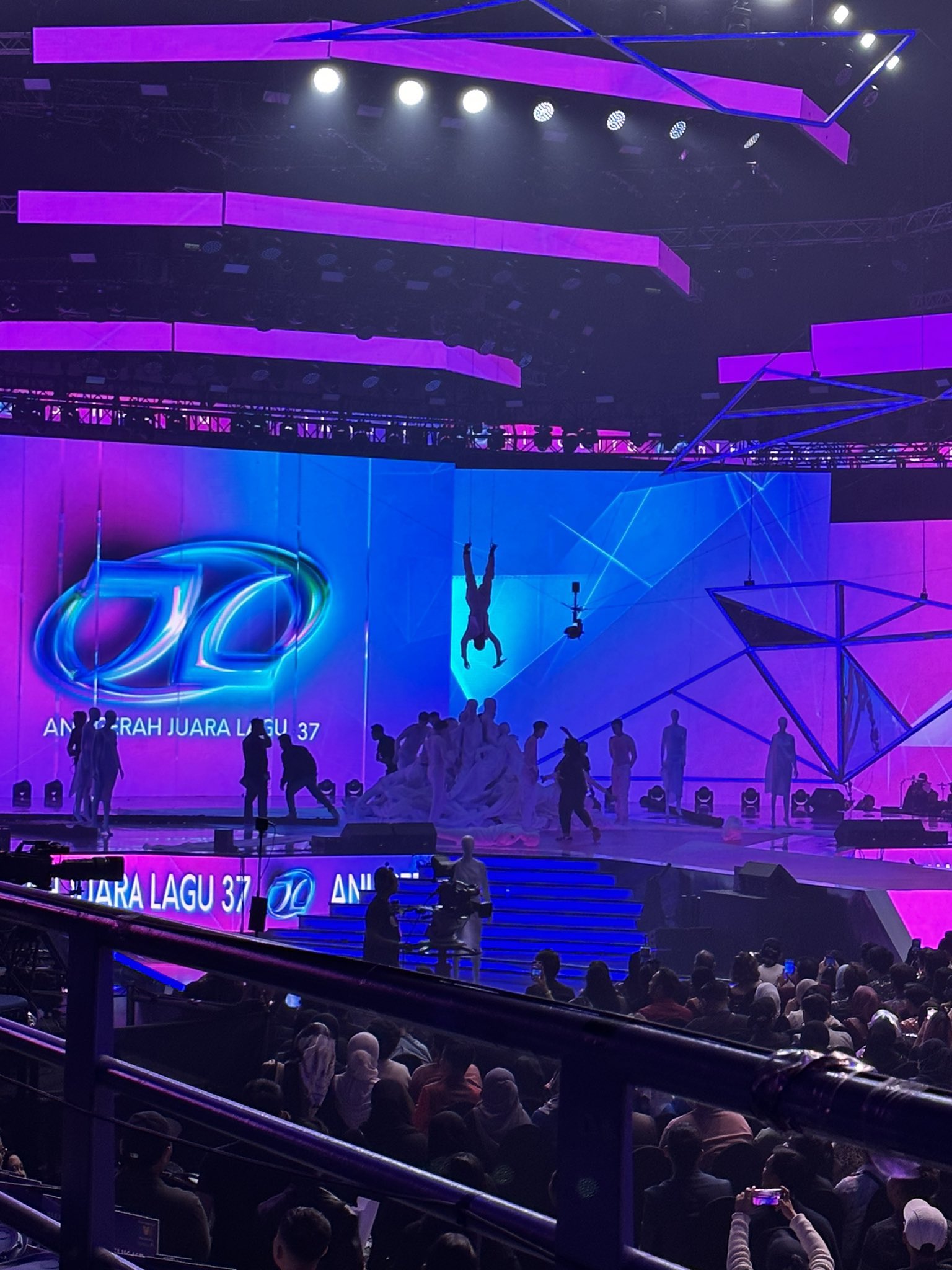 Brgsjks On Twitter Ayam Dah Terbalik ёяшнёяшнёяшнёял ёяп Https T Co Ilt73c3vuc