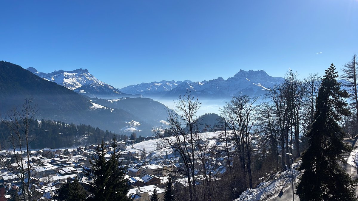 Hello from Switzerland! ❤️✨