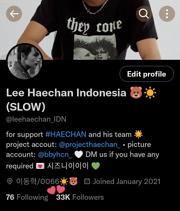 Makasih banyak haeppy sunflowers! 🌻

Proud of this account and haechan, he can to build his big fanbases with his self! 🥺🐻

Anyway, kalo admin buat piknik kecil-kecilan buat meet up sama kalian, ada yang mau hadir gak?🤔