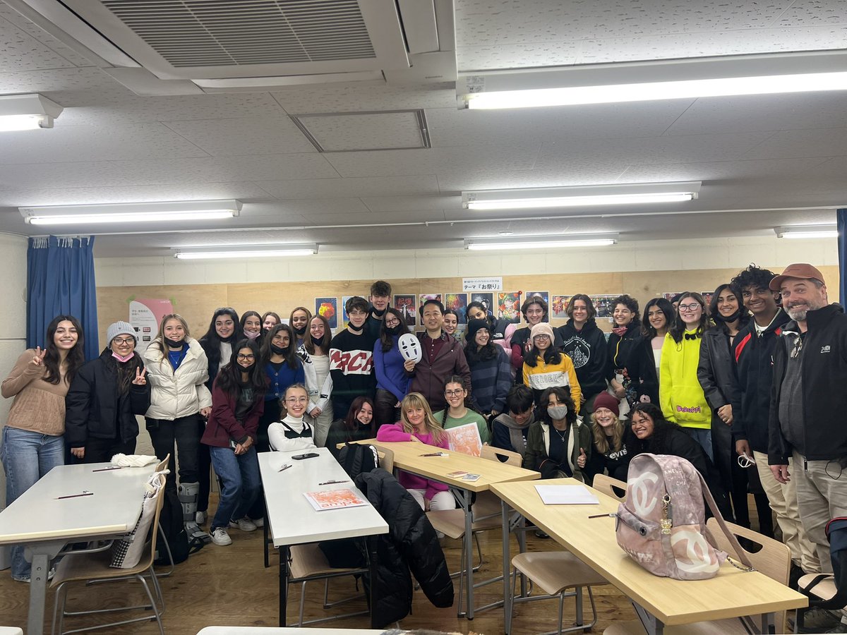 DESCtrips's tweet photo. Sunday sightseeing @DESCtrips #DESCtrips #DESCjapan #GrowAtDESC #DESCreativearts https://t.co/N4W6wSOeAW