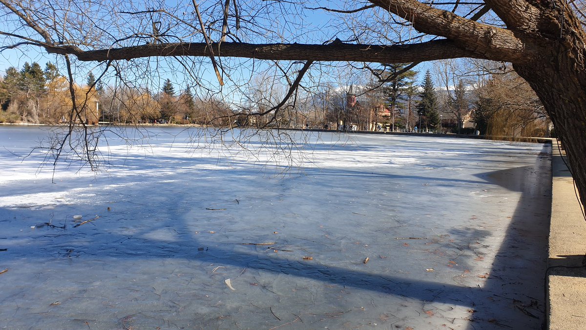 sylur_anailil's tweet photo. @sakurakyudo17 @laxarxaxanante1 Puigcerdà!
#mostrem Catalunya
#femxarxa
#imatge https://t.co/qOSuGchTHL
