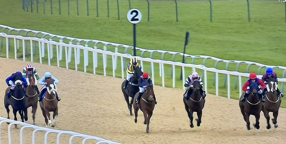 amajox's tweet image. Congratulations @amajox @E_Cagney WINS @Southwell_Races #WalkingOnClouds @granttuerracing #8ran #patientride #timedtoperfection #topride #topjock 👏👏👏👏👌🌟Well done Eireann!🌟 ⛅️