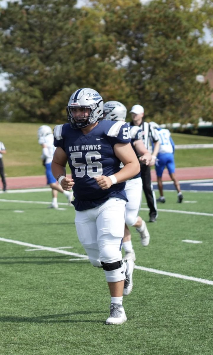 CarmenLunak's tweet photo. Happy 20th birthday to my son @Carson_Lunak56🤍 Impressed with your courage, determination, and being about we and us….teammates, friends, family! Dedicated student athlete🦅💙🦅 #treasurestatehawk #scholarathlete https://t.co/iAoAL3DRox