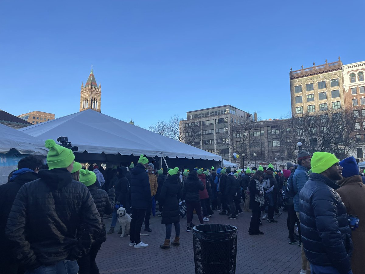 Covering the 2023 Winter Walk in #Boston today with WEBN!