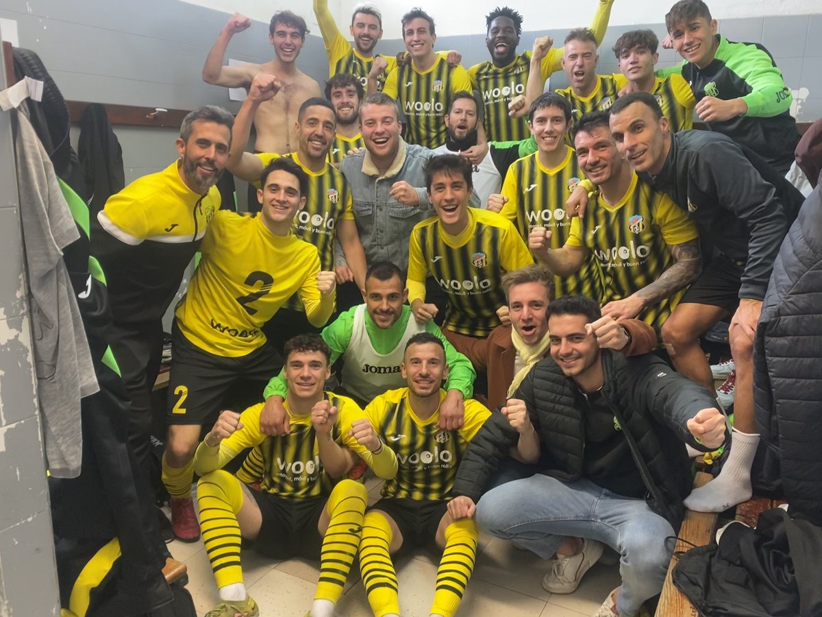 CDBetisF1928's tweet photo. 🍍🐝 https://t.co/qzfvIsYBiI
