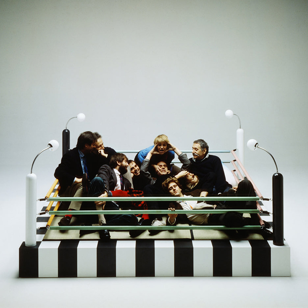 DesignMuseum's tweet photo. In the 1980s, Italian designer & architect Ettore Sottsass founded the Memphis group – a collective of artists and designers who became known for their use of bright colours, playful shapes and bold furniture design.
Read our profile on #MemphisGroup: https://t.co/BbOpHLfaTf https://t.co/YDlILKE1sS