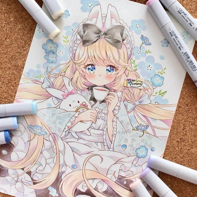 瑠璃 唐草(和アリス)年齢未設定・薄紅が作ったアリスのキャラクター①・天然・何年か前に凶暴なうさぎを拾った(凶暴なうさぎは白雪ちゃんが薄紅のデザインノートにしっぽちゃんを落書きして誕生した設定)・うさぎ好きテーマカラー:水色 