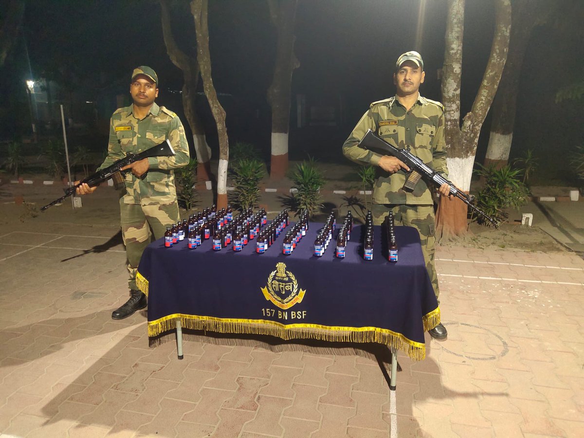 BSF_Guwahati's tweet photo. In drive against narcotics smuggling, vigilant #Bordermen of 90 & 157 Bn #BSF under @BSF_Guwahati FTR seized 300 btls prohibited cough syrup and 17 kg Ganza on Indo-BD international border.
#DriveAgainstNarcotics
#FirstLineOfDefence https://t.co/nnA7Bfknhx