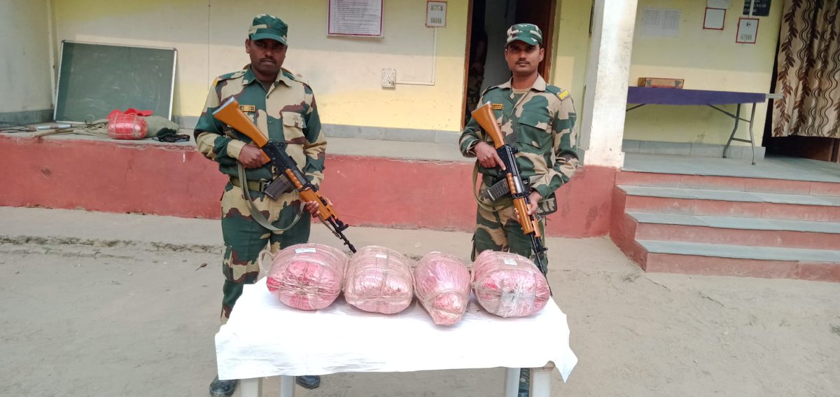 BSF_Guwahati's tweet photo. In drive against narcotics smuggling, vigilant #Bordermen of 90 & 157 Bn #BSF under @BSF_Guwahati FTR seized 300 btls prohibited cough syrup and 17 kg Ganza on Indo-BD international border.
#DriveAgainstNarcotics
#FirstLineOfDefence https://t.co/nnA7Bfknhx