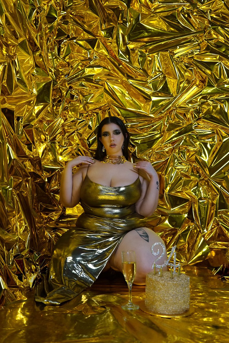💗 Rose D Kush 💗 on Twitter "Happy birthday to me 🥰 📸 Master_Kitsunee"