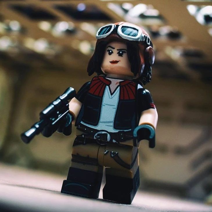 FireStarToys's tweet photo. A great shot by @CARLP_PHOTOGRAPHY featuring our custom DR. APHRA
.
The wonderful Dr Aphra, a gorgeous minifig by @firestartoys
.
#lego #afol #tfol #kfol
#firestartoys
#starwarslego #starwars
#legostarwars https://t.co/IPaUtxw8ym https://t.co/z6ZfcTVbDY
