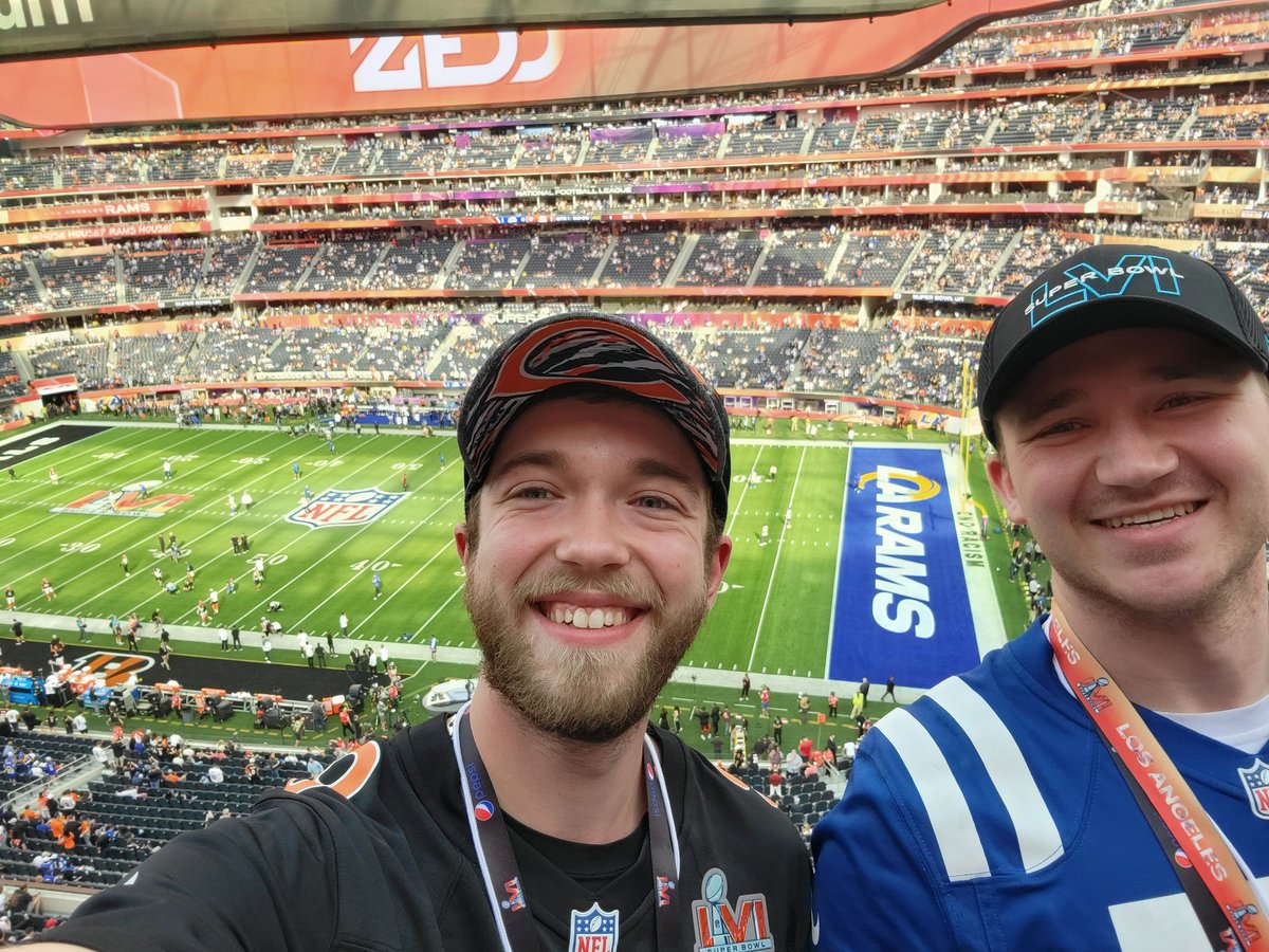 unprofessionexp's tweet photo. Throwback to when our host had the privilege of attending last year's #SuperBowl hear our predictions on the podcast. Link in bio
#SuperBowlLVII #KelceBowl #cheifskingdom #FlyEaglesFly #NFL #Cardinals https://t.co/LHuWbqNVRF