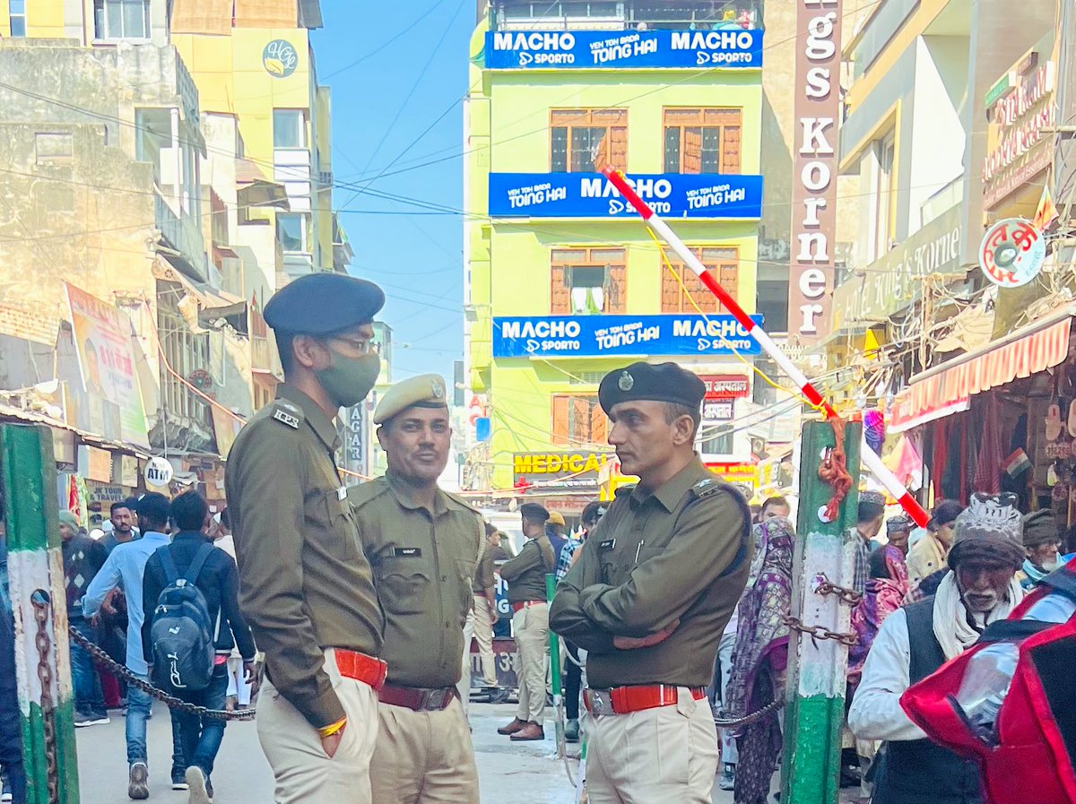 dileep_rps's tweet photo. To make life beautiful, you have to be dutiful.
#dysp #RajasthanPolice #Duty https://t.co/kF5uqtGPBd
