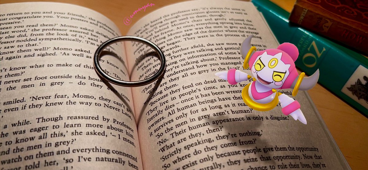 GameUmuya's tweet image. フーパのリングと本に落ちたHE“ART”♡マークの影

#PokémonGO
#GOsnapshot
#ARofTheDay
#みんポケAR2023冬
#ARplusT