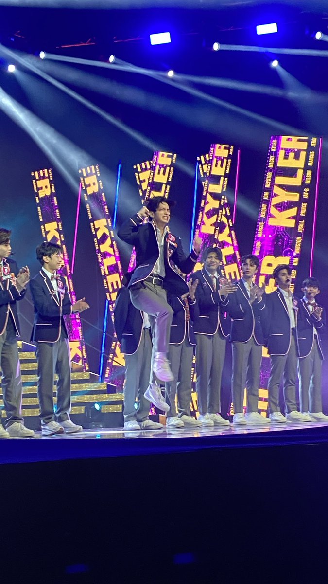 DreamMakerOfc's tweet image. Congratulations, Kyler! You are now an official member of HORI7ON! #DreamMakerTheDreamFinale