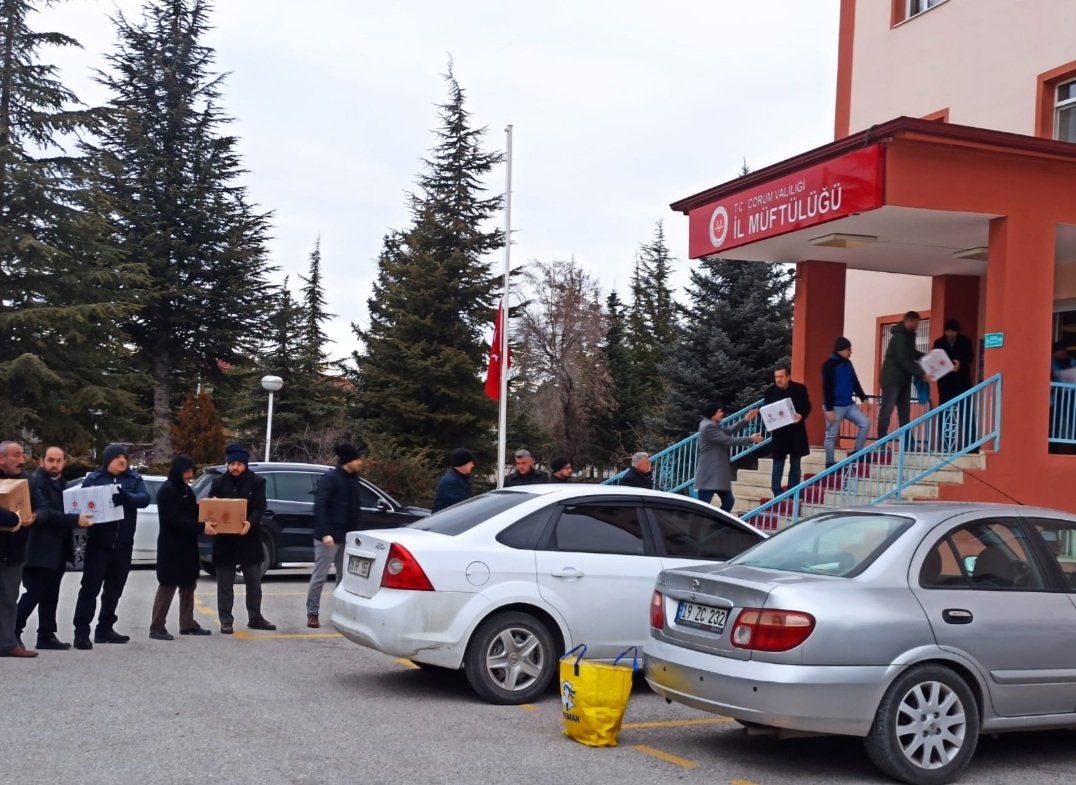 35 kişilik Manevi Rehber Ekibimiz Afşin’e Hareket Etti

Müftülüğümüz organizesinde merkez ve ilçelerde görev yapan din gönüllülerinden oluşan 35 kişilik manevi rehber ekibimiz, toplanan yardımlarla birlikte deprem bölgesi Kahramanmaraş Afşin’e doğru bu sabah yola çıktı.