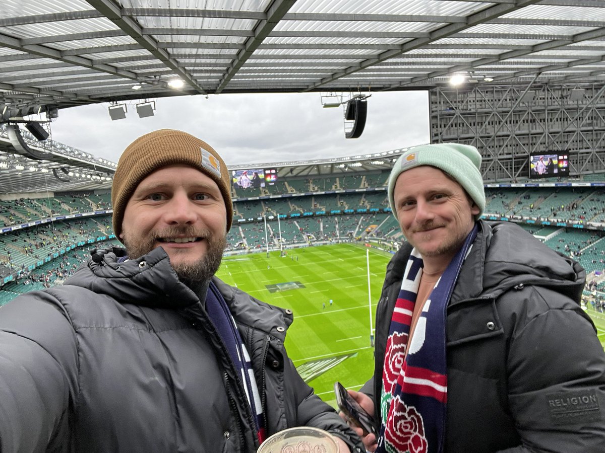 JoeySmith90's tweet photo. #MatchdayGuinness https://t.co/JqOG5yGSpt