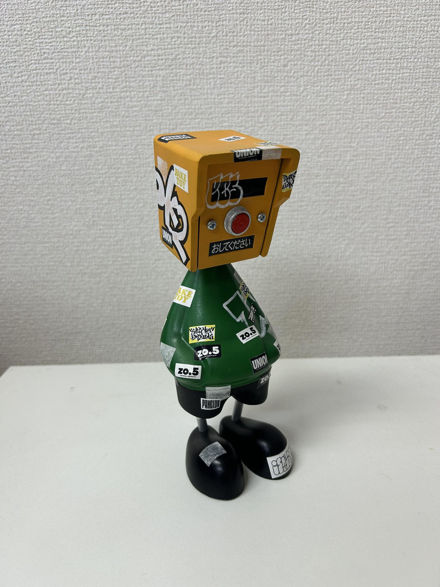 クリスマスローズ FAKETOY WALKER2 フィギュア | vendee-rehaussement.com