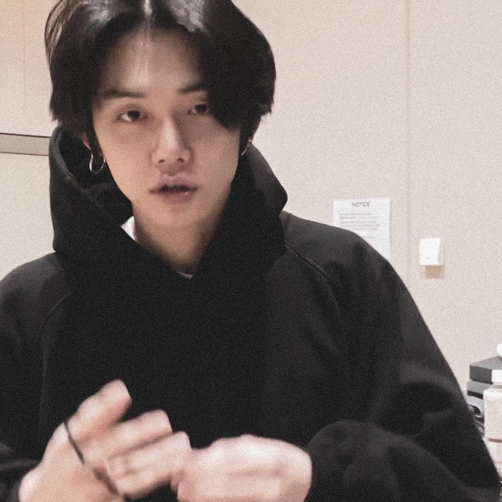 MAILBOX913's tweet photo. 기욥둥잉 https://t.co/dSCq9XggJP