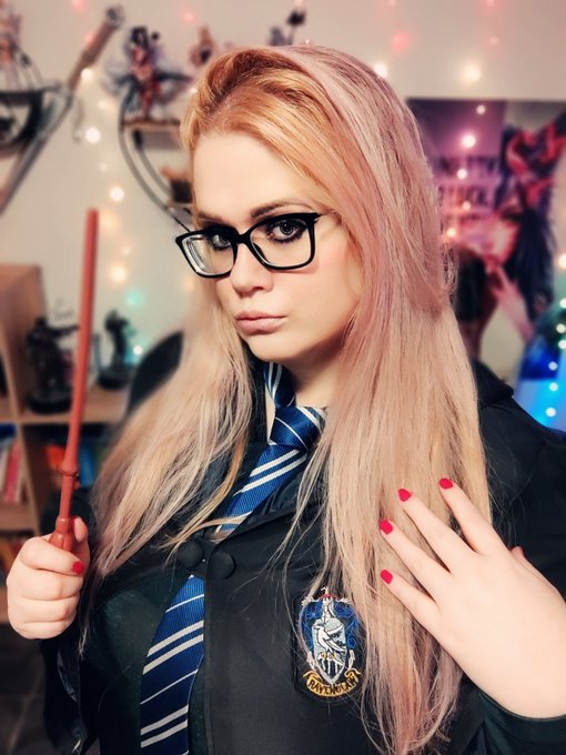 I am Ravenclaw? What is your house? ❤️ #Hogwarts #hogwartslegacygame #HarryPotter #hp #HogwartsLegacyMM<a href="/tag/hogwarts"class="tags">#Hogwarts</a><a href="/tag/gamergirl"class="tags"><span>#gamergirl</span></a><a href="/tag/harrypotter"class="tags"><span>#harrypotter</span></a><a href="/tag/hp"class="tags"><span>#hp</span></a><a href="/tag/cosplayergirl"class="tags"><span>#cosplayergirl</span></a><a href="/tag/egirl"class="tags"><span>#egirl</span></a>