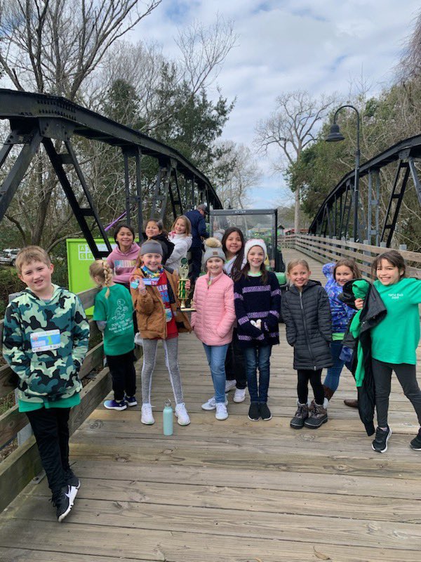 NelsonAlvinISD's tweet photo. The @AlvinISD_EdFdn  Fun Run was a hit!  Our campus team represented as did our Student Council who hosted a water station for participants.  Way to go!! Congrats to Abby, McKenzie, and Case for placing in the 1K!  We’re proud of you. #turtlerace @AlvinISD https://t.co/P130iZDhsW