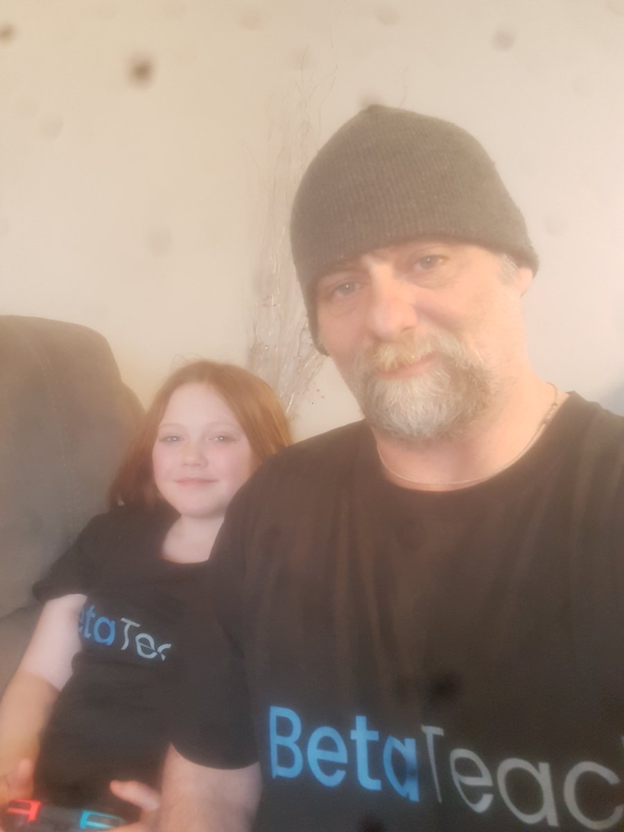 betateachpod's tweet image. The #BetaTeach crew working hard on a #Sunday. Minecraft for one, report writting for other.