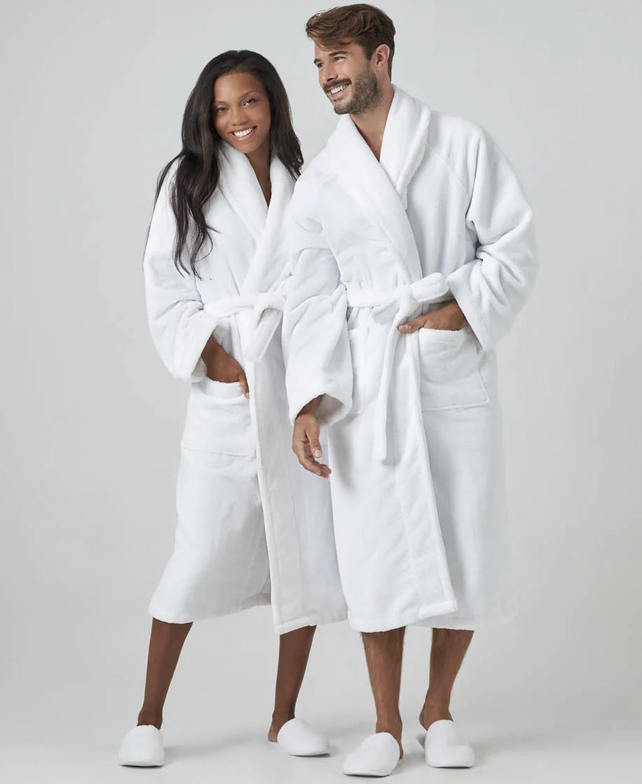 shopcbdecor's tweet photo. 20% OFF❤️ @shopcbdecor Kashwere NEW Ultra Soft Lani Diamond Spa Robes https://t.co/LyEtjk3YWz  #kashwere #kashwererobes #sparobes #robes #plushsocks #spaslippers #spaday #giftsforher #giftboutique #oprahsfavoritethings #casabelladecor https://t.co/6dga6kad9R
