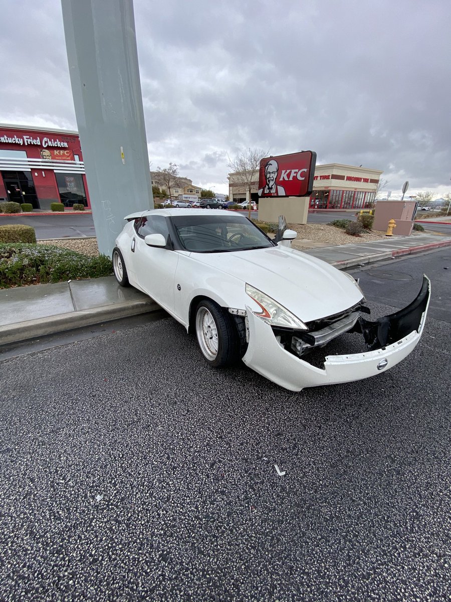 JelloShotIt's tweet photo. Here’s a few photos from the accident https://t.co/9YuUTPqfF5