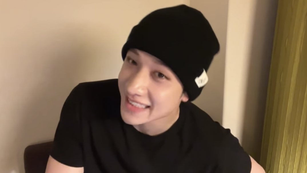 captainCB97s's tweet photo. 🐺: “i mean i’m not doing anything on valentine’s day so if you guys don’t have a date, if you guys are lonely, if you guys have nothing to do, you can spend the day with me… yeah? *giggles* i mean that’s if you want to, i’m not gonna say you have to. it’s up to you guys” 🥹 https://t.co/xIOrjvQQ96
