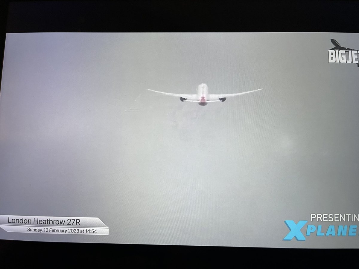 TRAINSFLYWINE's tweet photo. Loving the coverage as usual @BigJetTVLIVE from @HeathrowAirport this afternoon.
Hope to get back on the @British_Airways #BA49 one day soon.
Last BA plane I flew on, G-TTNA….. ✈️✈️ https://t.co/OfRvBLdb5X
