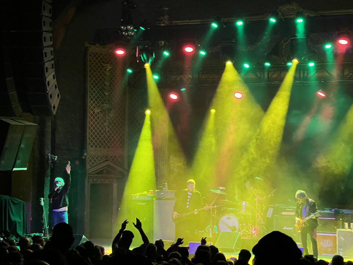 KarliAndersonCO's tweet photo. Thanks for a fantastic show @thecharlatans @ogdentheatre  it was a beautiful night https://t.co/vU6prlvlT8