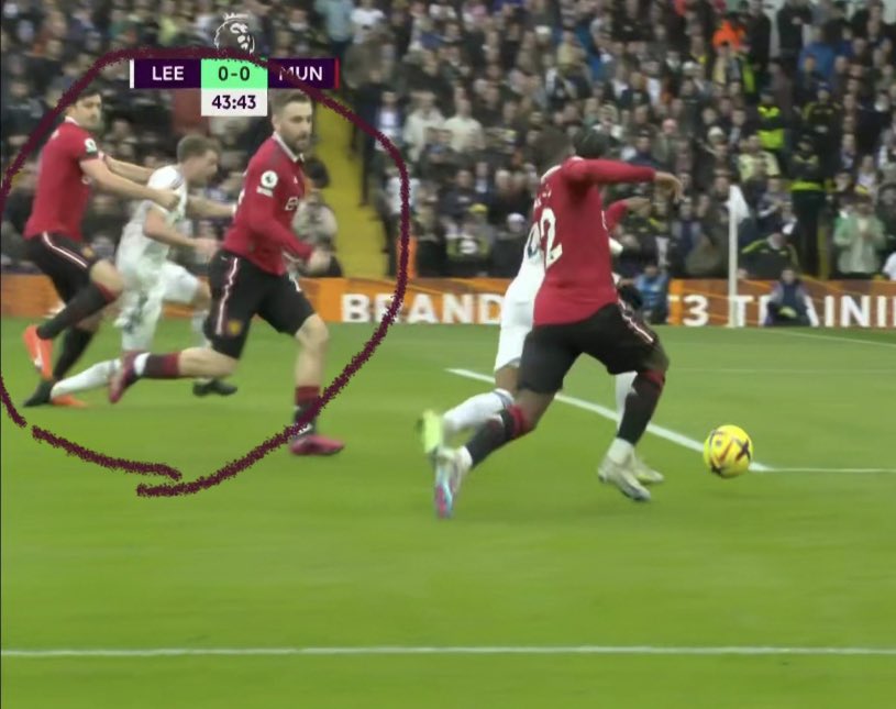 YusMae's tweet photo. @SkySportsPL https://t.co/ZK3N7sob0C