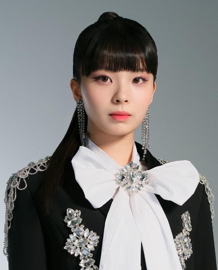 Dolia_23's tweet photo. YURINA CARD THE LEAD VOCALIST THAT WE NEVER HAD GOES TO WILSON <3 :( #DreamChaser_Wilson #DreamMaker #DreamMakerTheDreamFinale https://t.co/SLj2m3KgCs