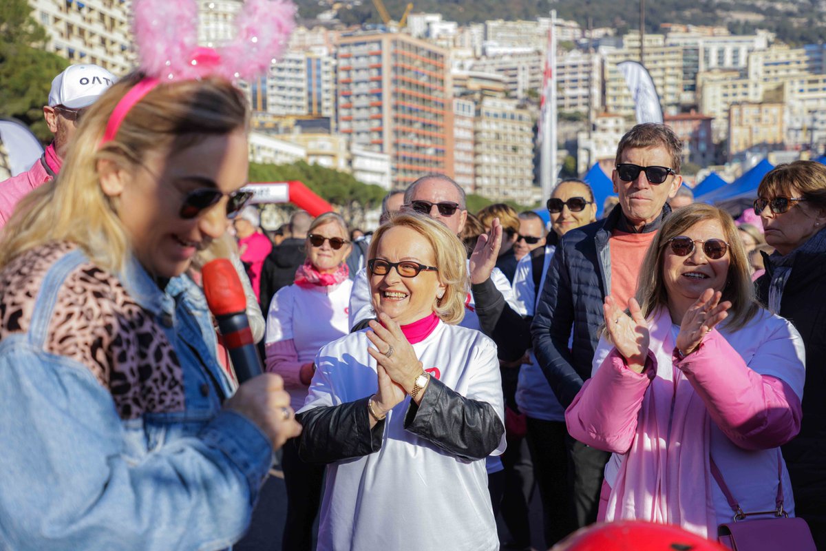 ConseilNatMC's tweet photo. #PinkRibbonMonacoWalk : La Présidente du @ConseilNatMC @BocconePages , accompagnée des conseillères nationales @MarineGRISOUL et @CorinneBertani , a marché aux côtés des dirigeantes de @PinkRibbonMC , pour soutenir la lutte contre le #cancerdusein 🎀🌷 https://t.co/qp4ljvMXq7