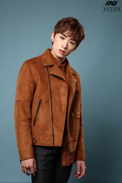 KBirthdayBot's tweet image. Happy Roel day ! 🥳🎂

#Roel #ARGON #Kpop #Birthday