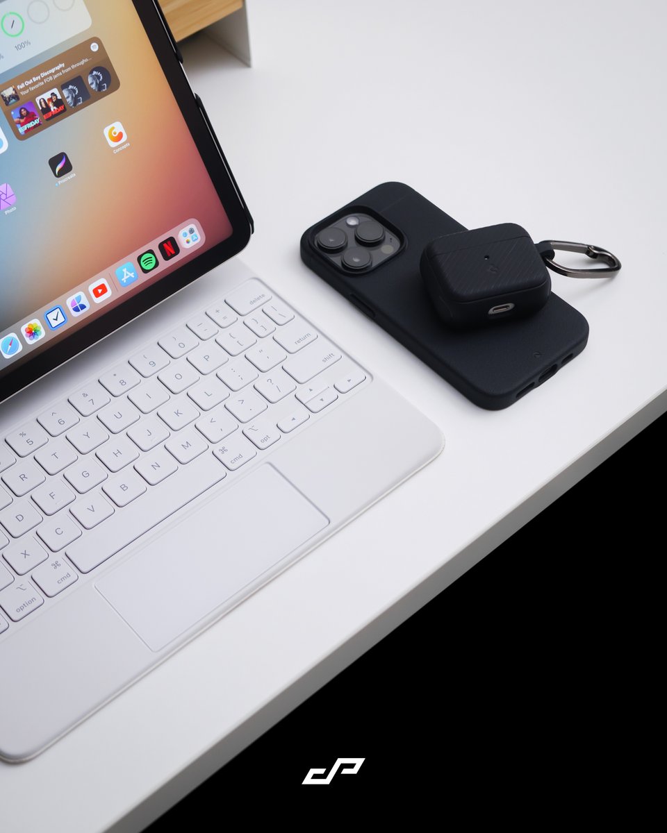 jeorgepaolo_'s tweet image. Went with a minimal setup for this weekend! 👨🏻‍💻✨

#minimalsetup #iPadAir5 #appleecosystem