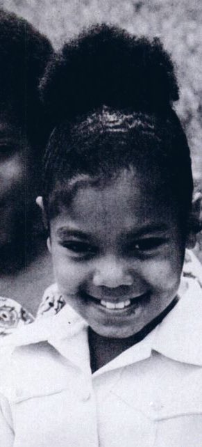 strawbamitajoho's tweet image. Imagine escaping the shadow of the biggest pop star in the word to become one of the biggest pop stars in the world in your own right. The impact can never be denied  #JanetJacksonAppreciationDay