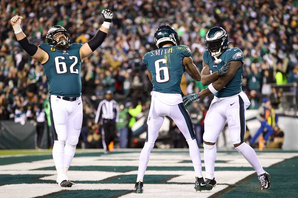 brgridiron's tweet photo. Who's winning Super Bowl MVP tonight? https://t.co/zFaFK7VZpN