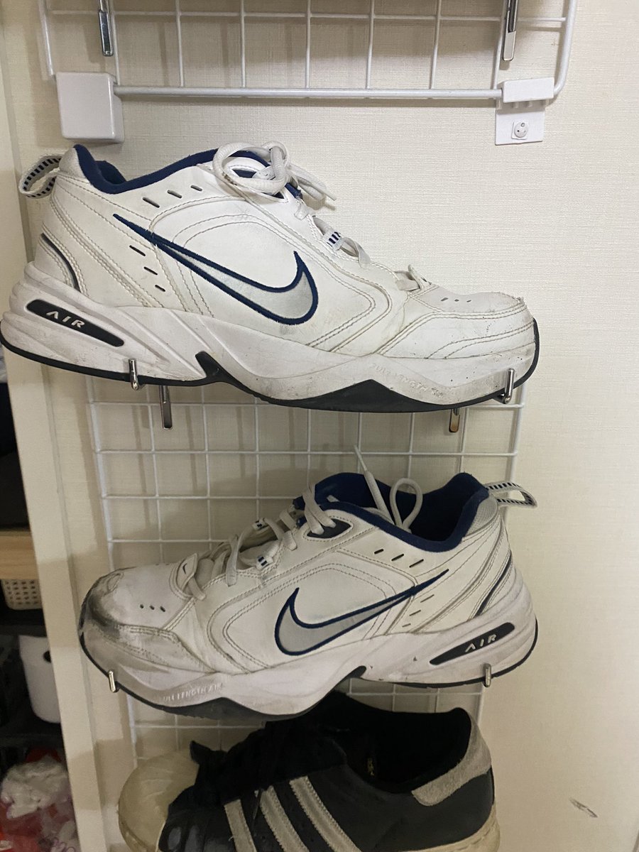 SneakerBOODY's tweet photo. 今月だけでスニーカー5足買ってる…
もう1足はNB 801でやんす

まじで新品より中古の感じが好きすぎてセカスト巡りとかが止まらんぜよ🙂 https://t.co/7ZZG6VJKLR