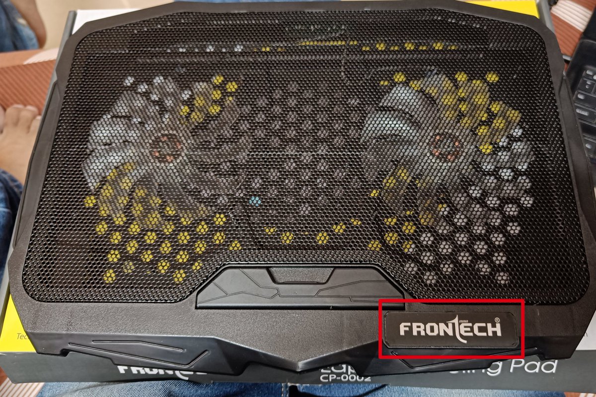beingkishansoul's tweet photo. This is the perfect example, through @Frontechonline, how consumers can be misguided easily through just a package design. I wonder if mentioned stats about the product are even reliable?
#churnhardearnedmoney #falserepresentation #fraud #packagedesign #frontech #frontechonline https://t.co/LsEbwhBIjV