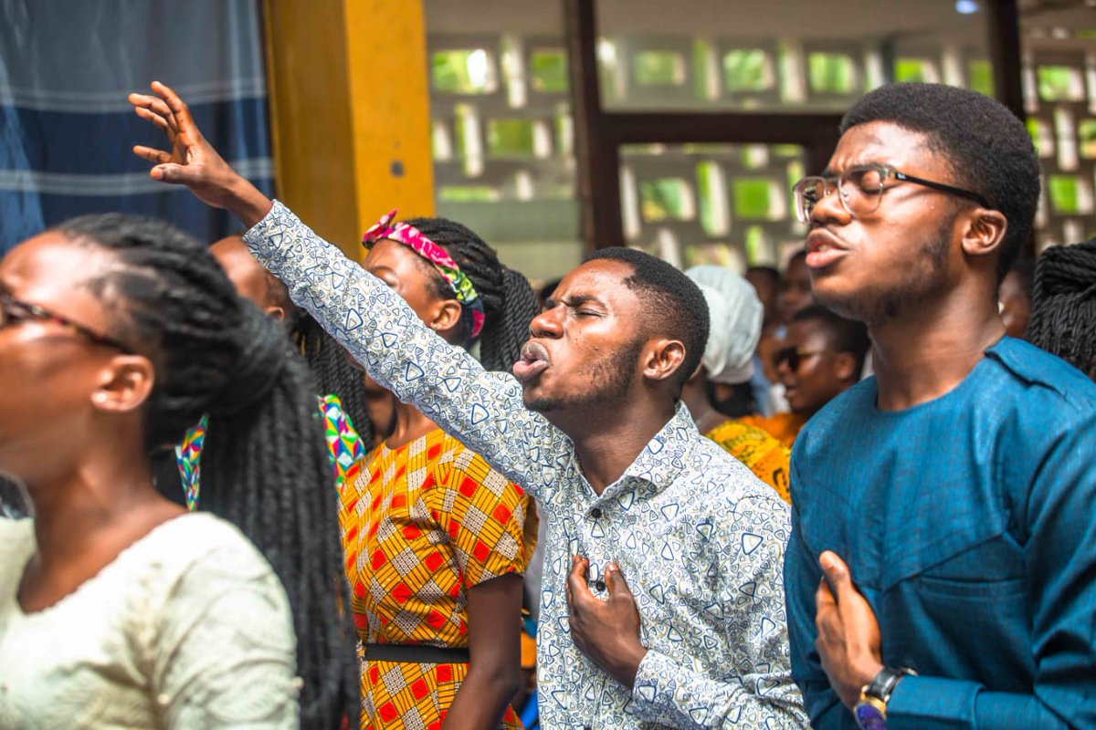 PENSAKNUST1's tweet photo. O Lord, I love the habitation of Your house And the place where Your glory dwells🥳💃
Psalms 26:8 AMP

#RevivedCoworkersofChrist
#SundayGloriousService https://t.co/HQUnIYsrCG