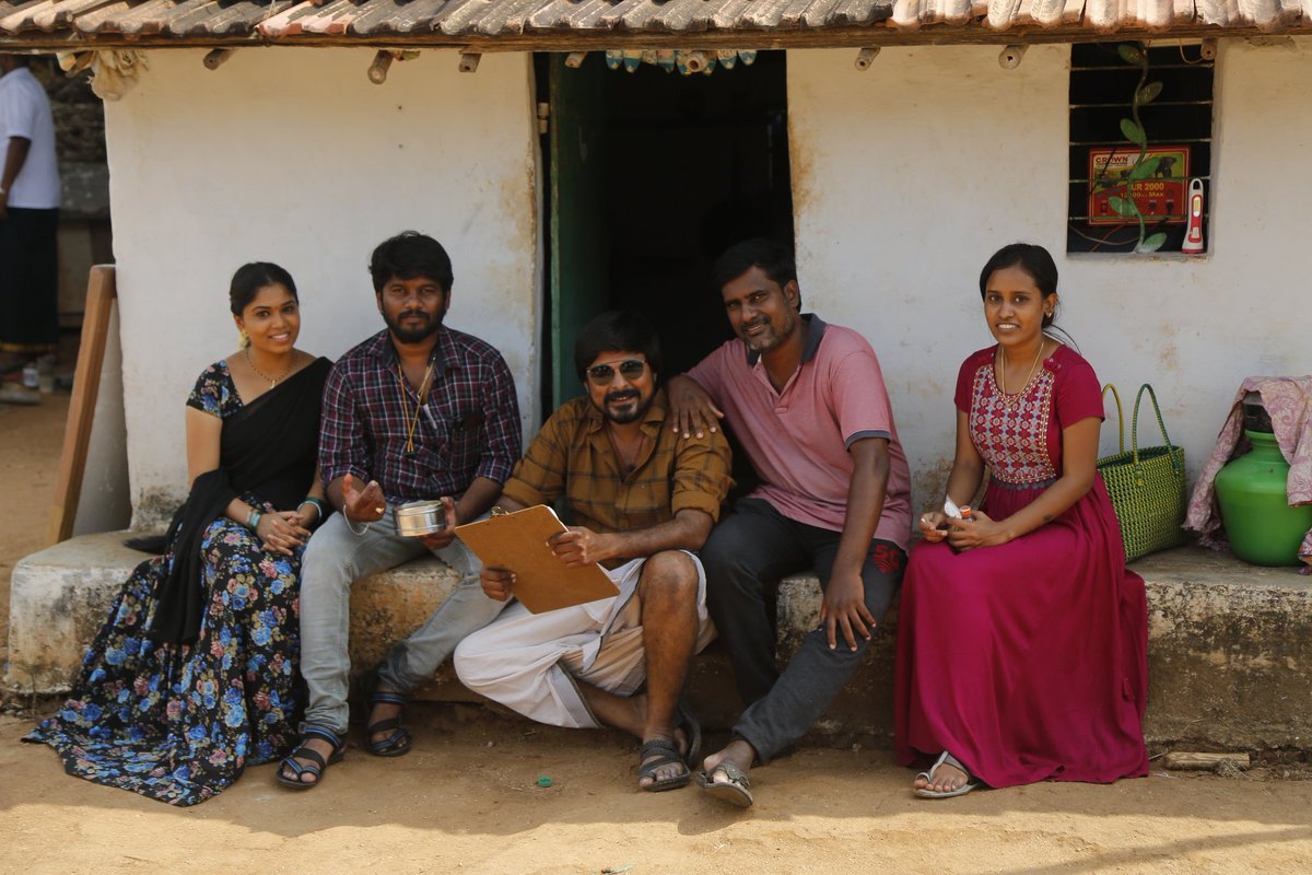VeeraDir's tweet photo. https://t.co/SmLHJxhXQL
👆🏻Our Album song released, 
Please do watch, share and comment https://t.co/Y2w3pxD2Fd