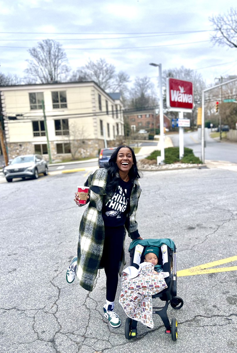 When the free ☕️ hits 😆 Issa Philly thing!😆 #SuperBowl #GoBirds