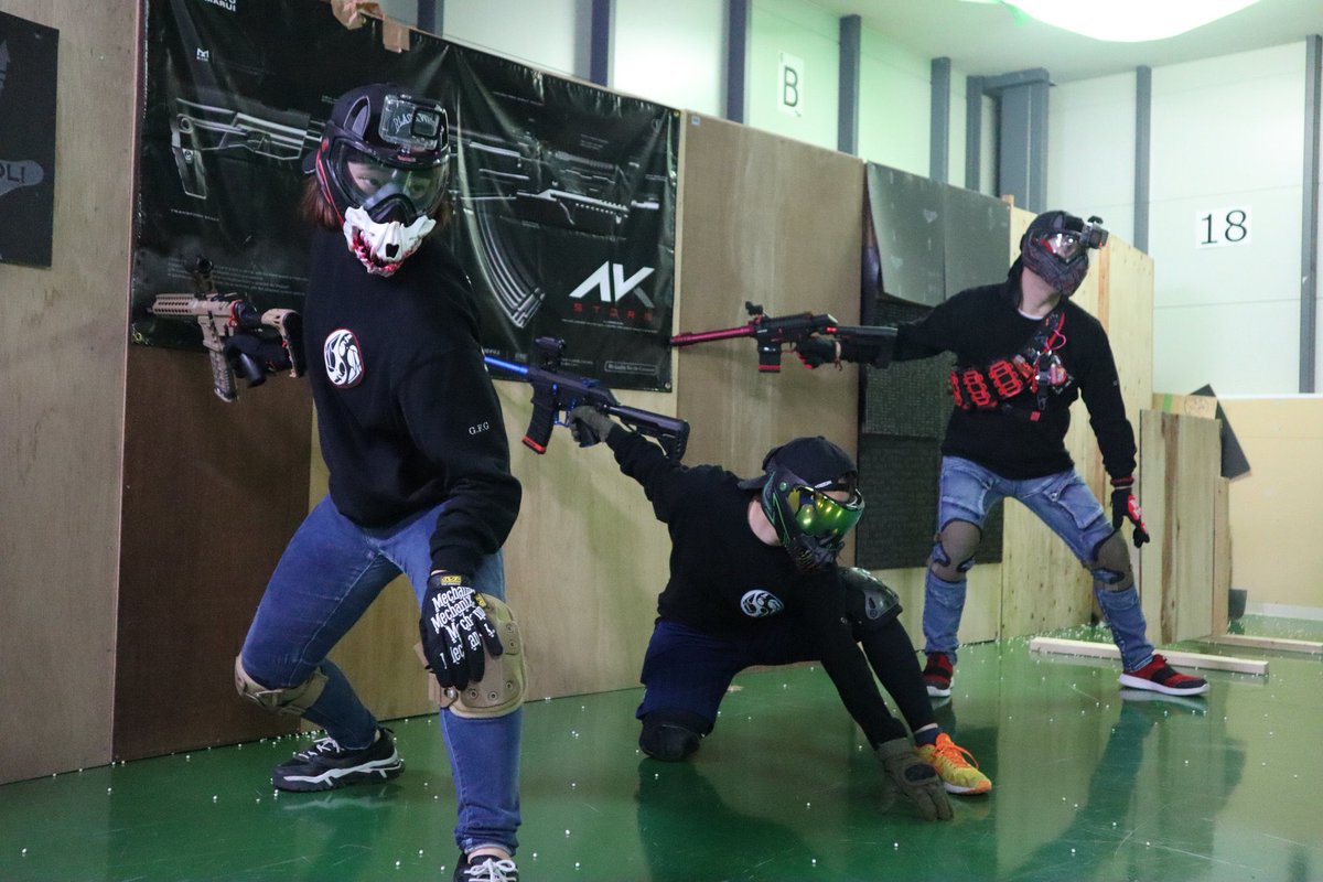 Y_ma_survivor's tweet photo. #Apexfield さんにて開催された #FC3ミーティング に参加してきました！
興味があったけど中々触れる機会がなかった世界！
技術の高さと己の未熟さを知りました

めちゃくちゃ楽しかったからこれからもっと上手くなりたいと思った1日でした🥰

モンエナありがとうございます✨
フラッグ取れたのうれち https://t.co/DjNd5MjIS7